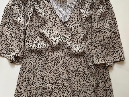 Blouse Short Sleeve By Ann Taylor In Animal Print, Size: S Fashion