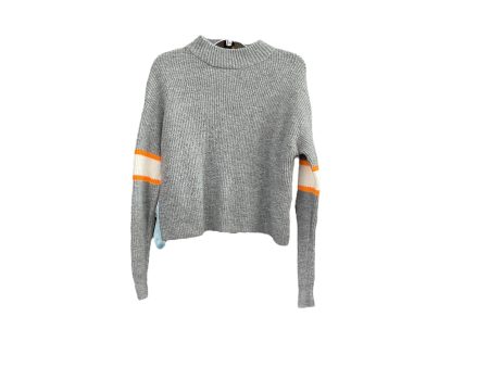 Sweater By John + Jenn In Grey, Size: Petite   S Supply