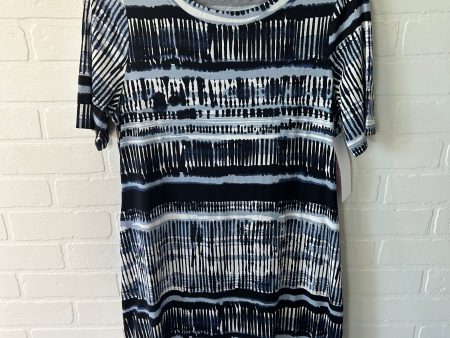 Dress Casual Short By Clothes Mentor In Blue & White, Size: M Cheap